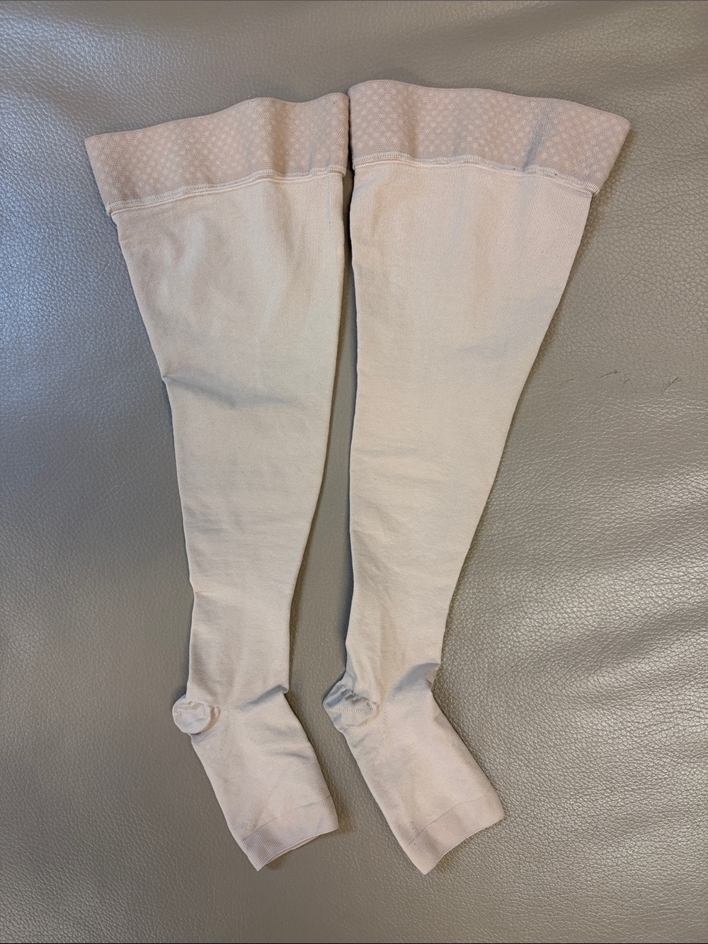 Juzo Soft Compression Thigh High 30-40 mmHg w/Silicone Band Open Toe - Size 1/XS